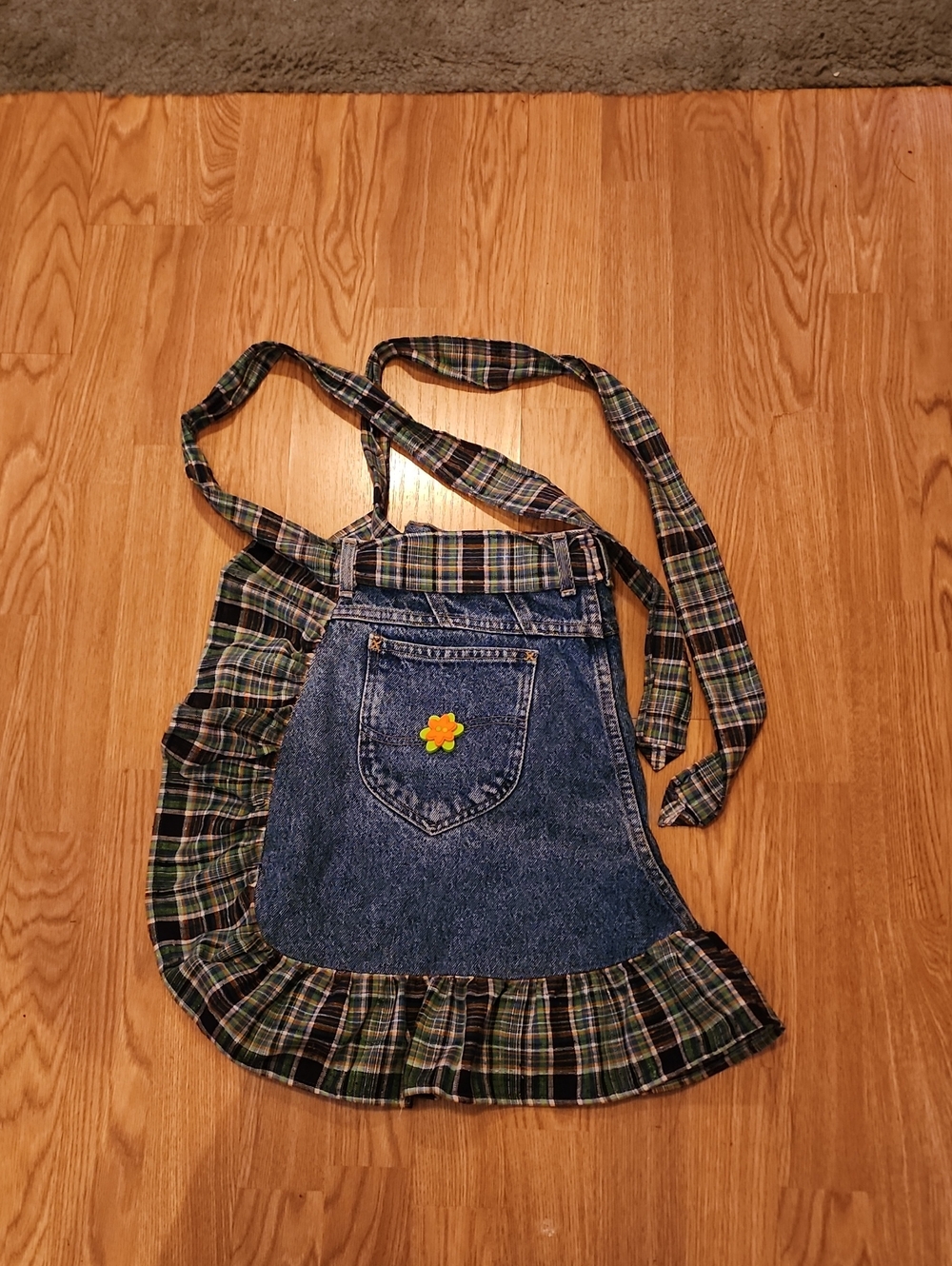 Upcycled Denim Waist Apron Plaid Ruffle Sunflower Boho Half Apron - Picture 9 of 9